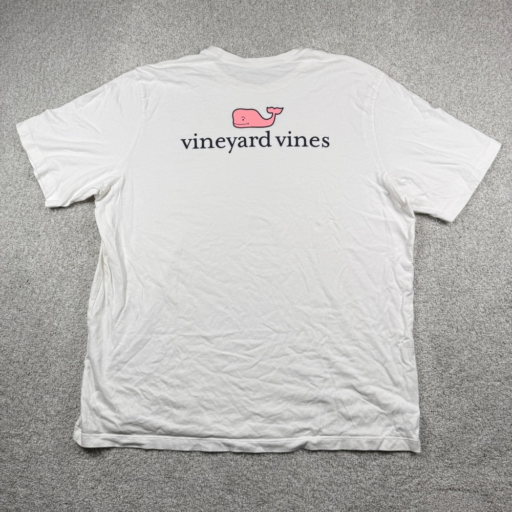 Vineyard Vines T-Shirt Mens XXL White Pink Whale Graphic Logo Short Sleeve Tee